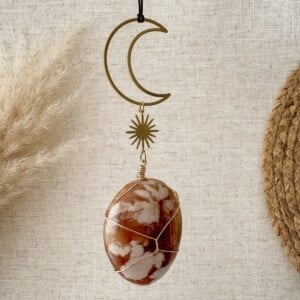 Handgemaakte decoratieve hanger met bloemagaat: voor rust, groei en zachte energie in huis