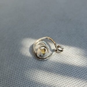 Inner Hearts, zilveren hanger met hartjes
