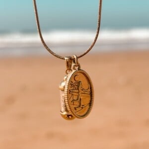 Laguna Beach Pendant ketting Skategirl goud