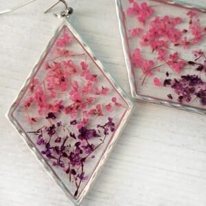 Oorbellen met echte bloemen