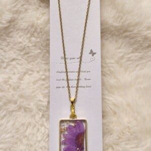Resin ketting