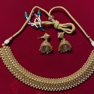 South Indian golden ketting set