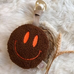 Speenkoord Smiley - bruin