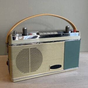 Vintage bluetooth radio Optalex