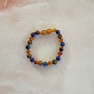 Barnsteen armband kids met Tijgeroog & Lapis Lazuli  |  16cm