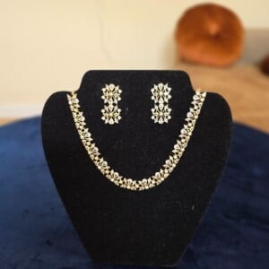 Cubic zirconia necklace set