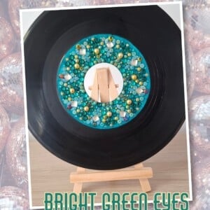 Discoplaatje 'Bright Green Eyes'