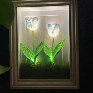 Handgemaakte Gehaakte Lamp – Sfeervolle Bloemenverlichting in Lijst
