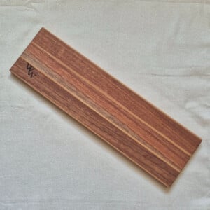 Handgemaakte houten serveerplank 50x14,8x1,8cm