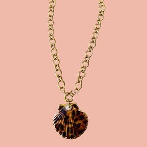 Handgemaakte statement Indy ketting met tijgerschelp