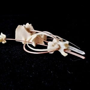 Ketting bergkristal 'lijnen van intentie'.