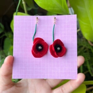 Gehaakte Klaproos Oorbellen – Handgemaakte Rode Bloemen
