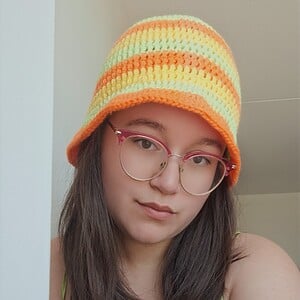 Gehaakte bucket hat 'Groen, oranje en geel'