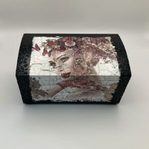 Handgedecoreerd kistje ‘Fragments of Beauty’ voor interieur of cadeau
