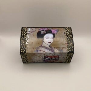 Handgedecoreerd kistje ‘Maiko’ voor interieur of cadeau