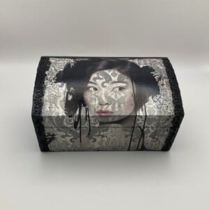 Handgedecoreerd kistje ‘Beauty in Black, White and Grey’ voor interieur of cadeau