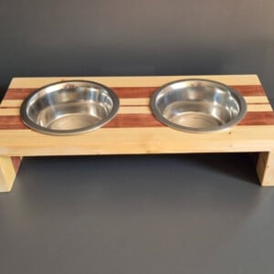 Handgemaakte houten Voederbakje Maat L (type2)