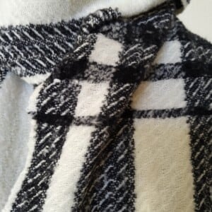 Handgeweven klassieke shawl – Tijdloos & Uniek