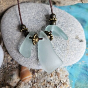 Ketting 028 3x licht aqua zeeglas