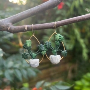 Monstera plant oorbellen - groen, rvs goudkleurig