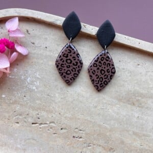 Oorbel Coletta taupe Leopard