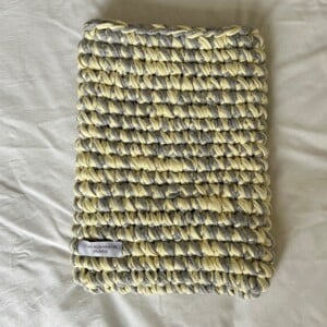 Cozy Tech Sleeve gehaakte laptophoes