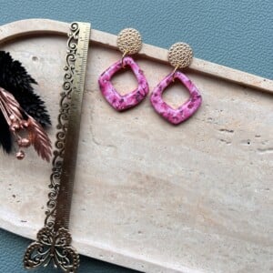 Ember copper oak klei oorbellen