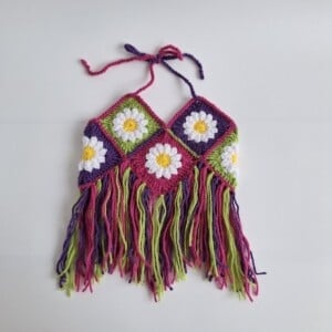 Gehaakt baby topje | Madeliefjes, roze, groen en paars