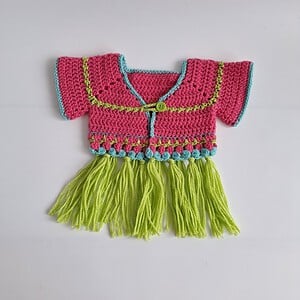 Gehaakt baby vestje | Roze, turquoise en groen met groene franjes