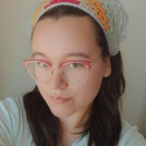 Gehaakte bandana 'Lichtgrijs, oranje en knalroze'