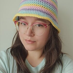 Gehaakte bucket hat | Pastel regenboog