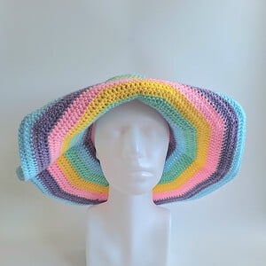 Gehaakte zonnehoed | Pastel regenboog