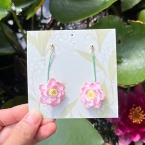 Micro Gehaakte Lotus Oorbellen
