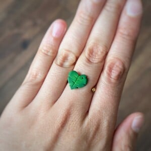 Monstera blad ring handgemaakt (verstelbaar)