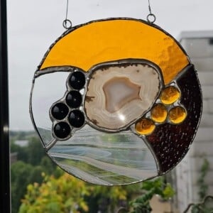 .SOIL,EARTH Natuurlijk agaat verwerkt in Glas in lood/ Tiffany in bruinen