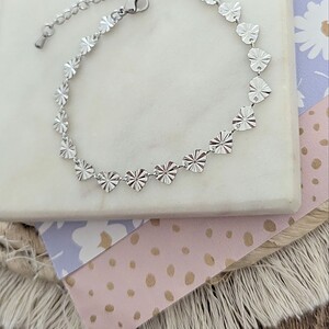 Silver Love Chain – Stainless Steel Hartjesarmband