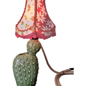 Uniek handgemaakt kleurrijk – kitsch tafellamp cactus