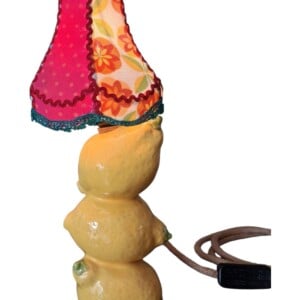 Uniek handgemaakt kleurrijk – kitsch tafellamp citroen