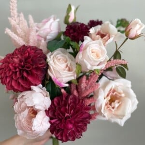 Zijden bloemen boeket “salmora”