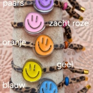 panterprint elastische armband met kleurrijke smiley