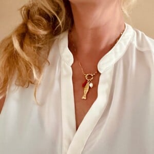 Boho bedelketting met parel en chilipeper