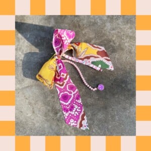 Broche "On Trend" deze Paisly print.