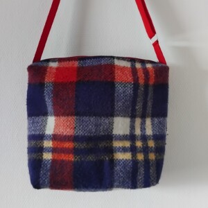 Crossover tas van vintage deken.