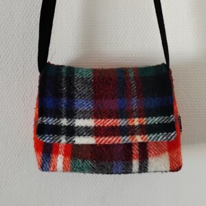 Crossover tasje van vintage deken, handmade.