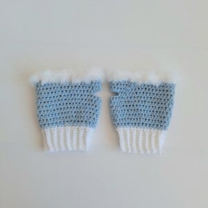 Gehaakte handschoenen - gehaakte vingerloze handschoenen | Lichtblauw en wit