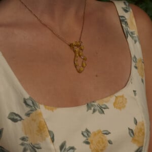 Organische Ketting met Echte Bloemen uit Amsterdam (draag op 2 manieren) (Limoncello Romance)