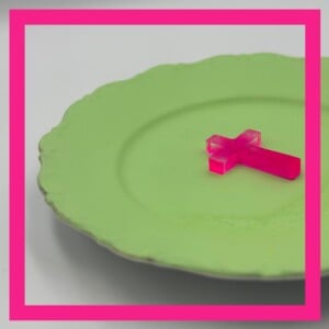 Vintage funky wandbordje "Kruis"