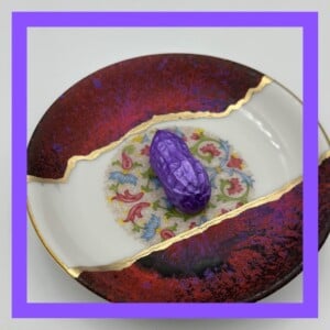 Vintage funky wandbordje "Perfect Purple Pinda-mini"
