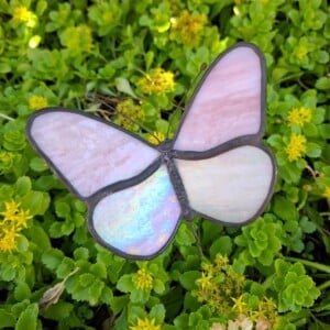 Glas in lood vlinder roze/wit