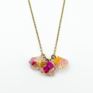 Kristalvormige Cluster Ketting met Echte Bloemen uit Lissabon (Late Bloomers)